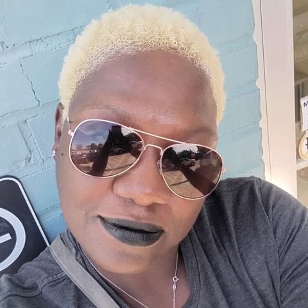 Meet your Posher, Tracie